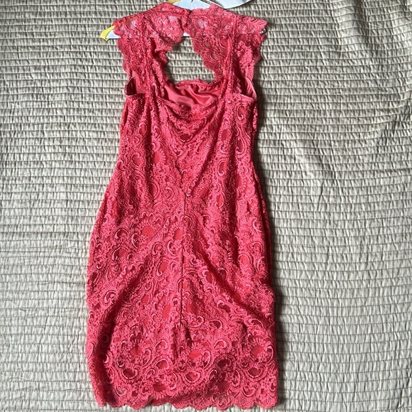 Cocktail dress - Picture 2 of 2